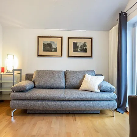 Alter Laden Apartment